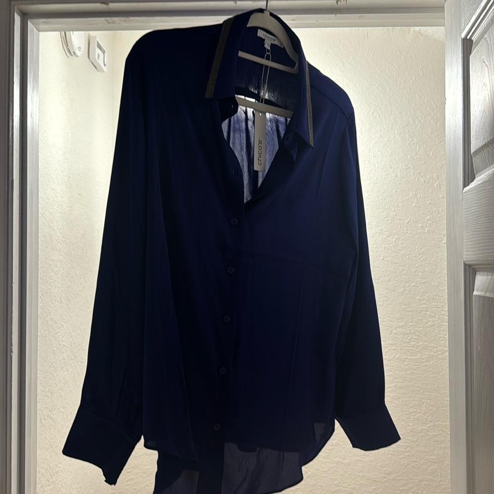 Beautiful Chico’s blouse-Size 2 (L)